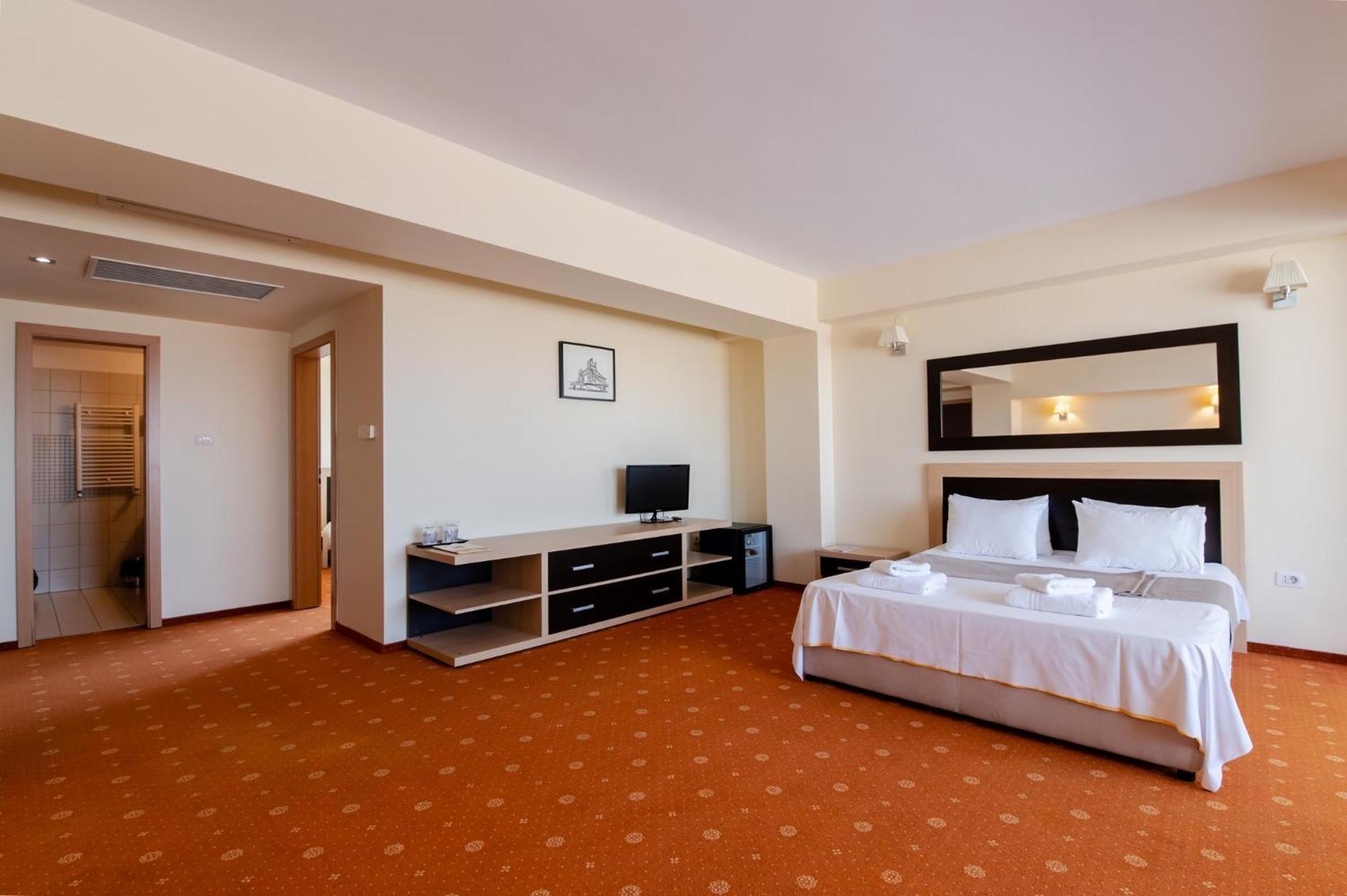 Hotel Oxford By Timhotels Temešvár Exteriér fotografie