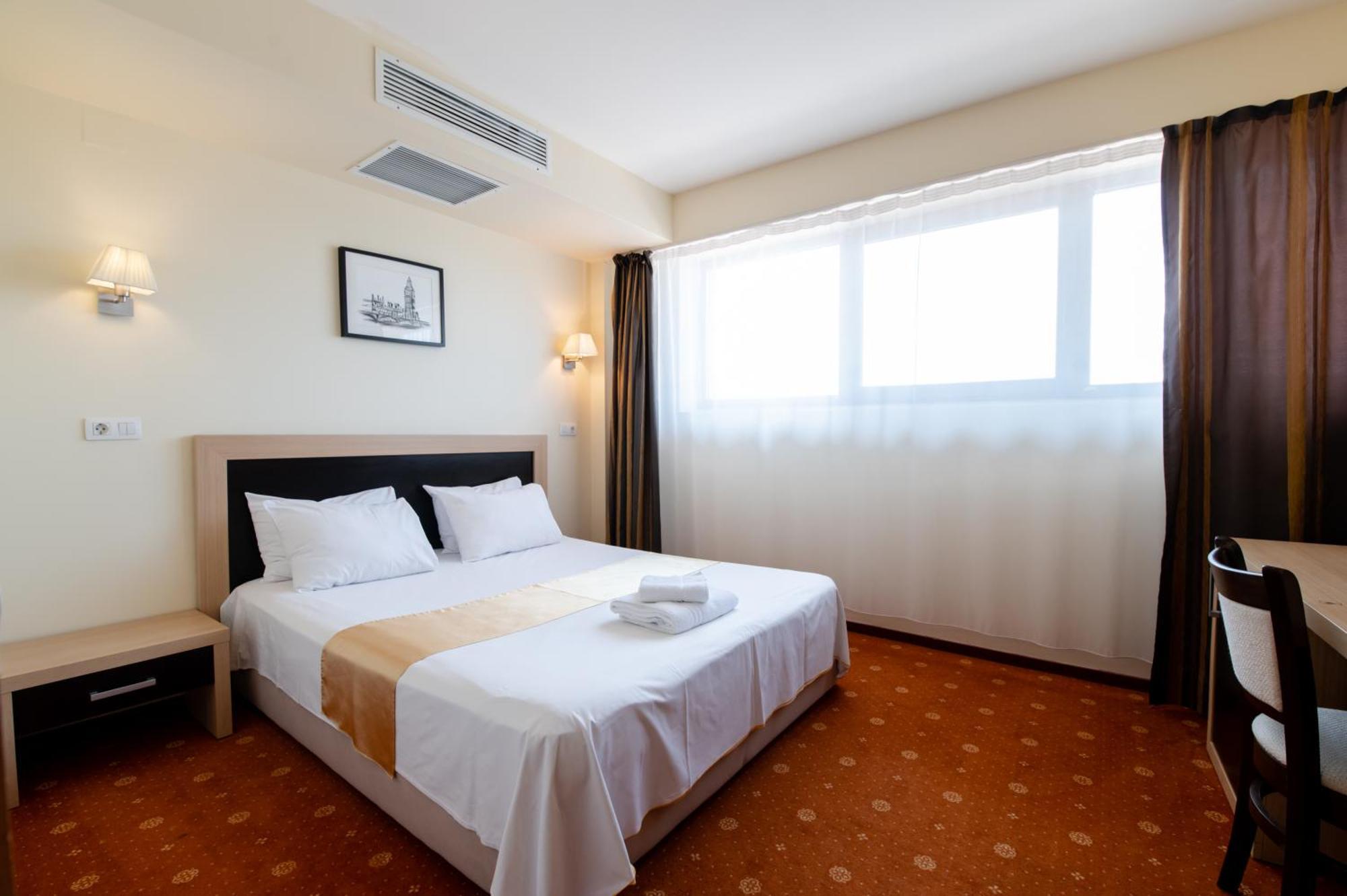 Hotel Oxford By Timhotels Temešvár Exteriér fotografie