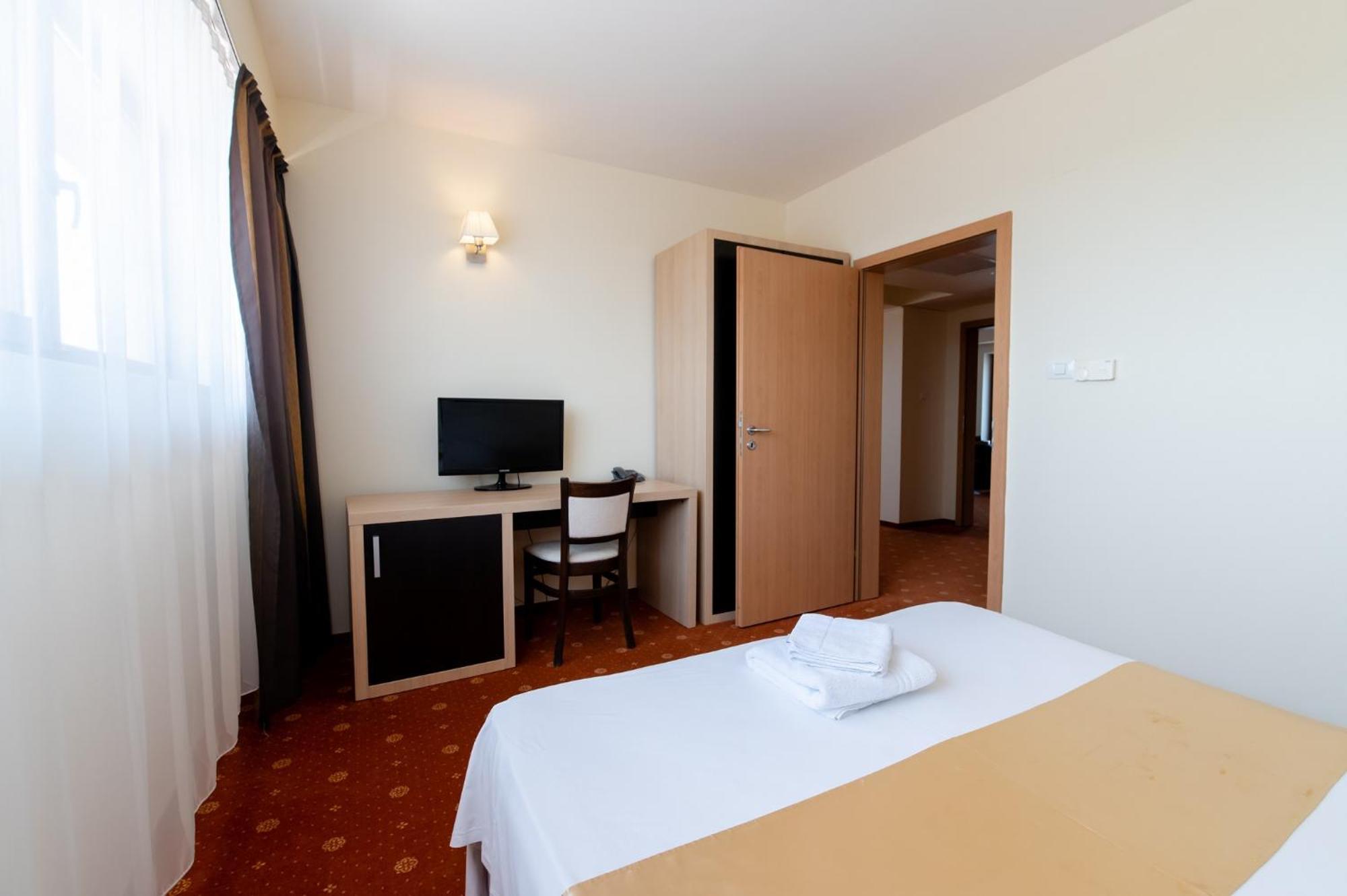 Hotel Oxford By Timhotels Temešvár Exteriér fotografie