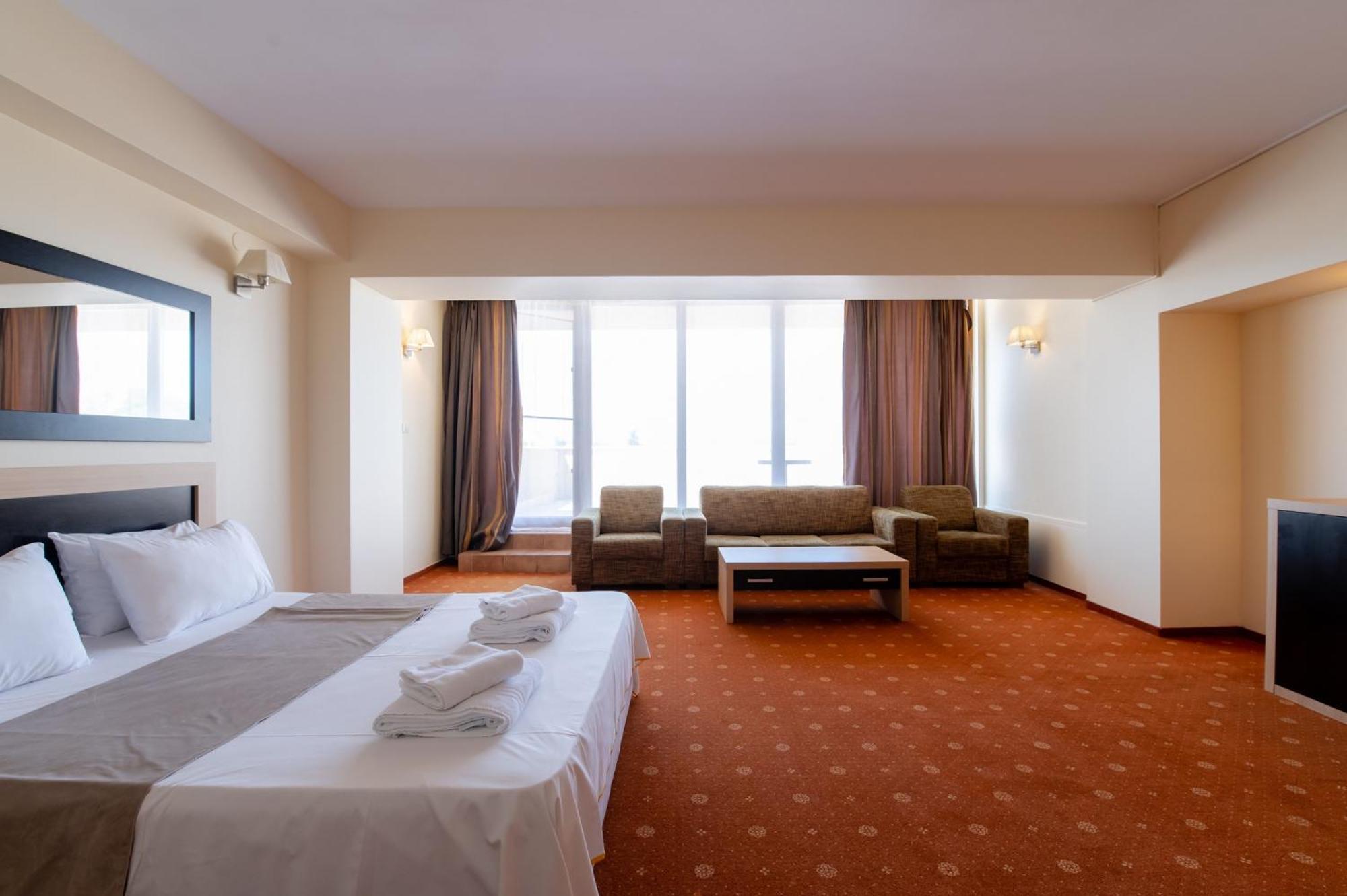 Hotel Oxford By Timhotels Temešvár Exteriér fotografie