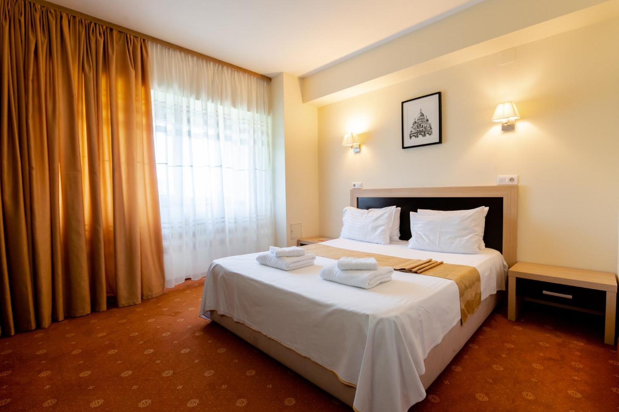 Hotel Oxford By Timhotels Temešvár Exteriér fotografie