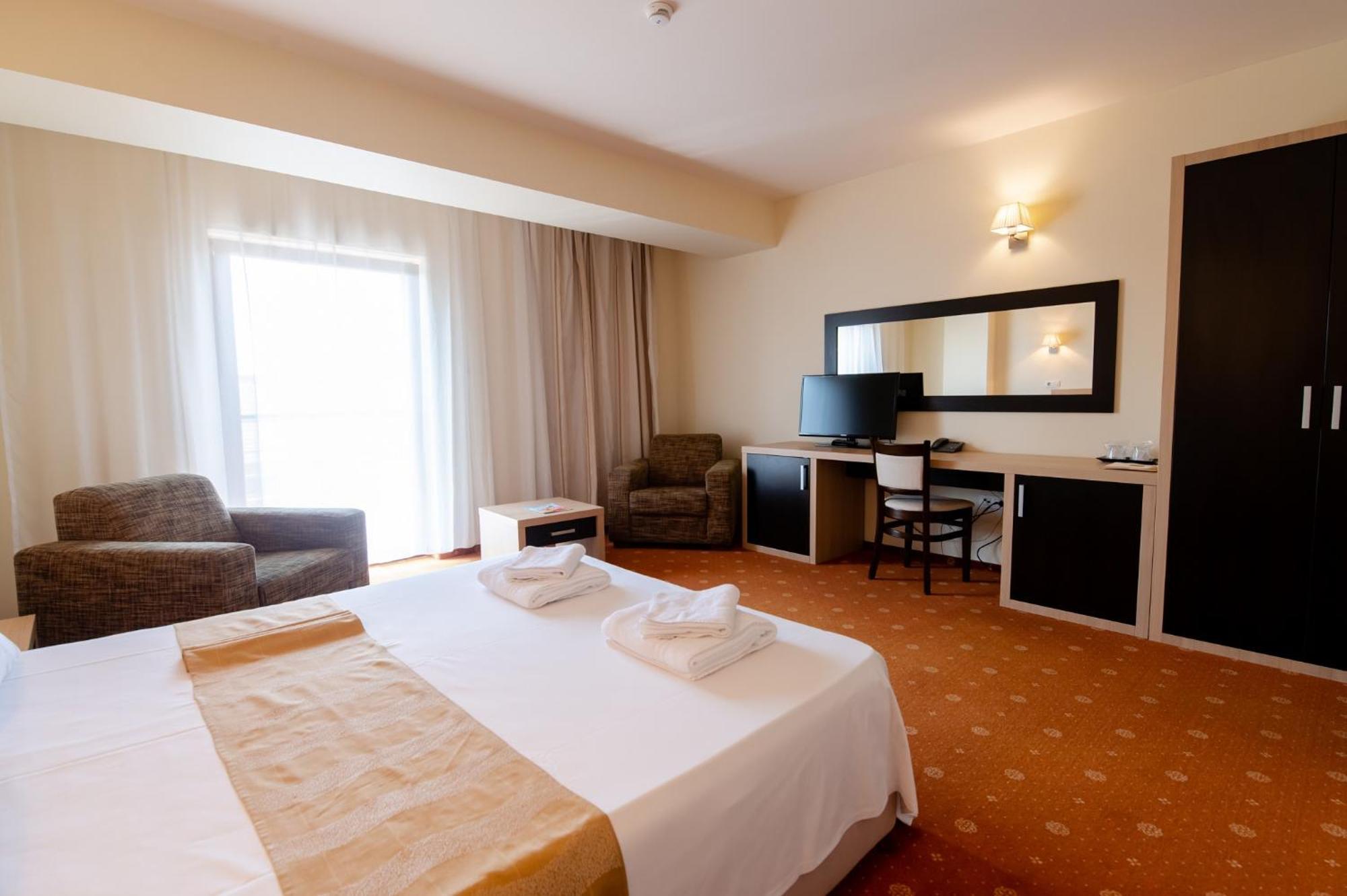 Hotel Oxford By Timhotels Temešvár Exteriér fotografie
