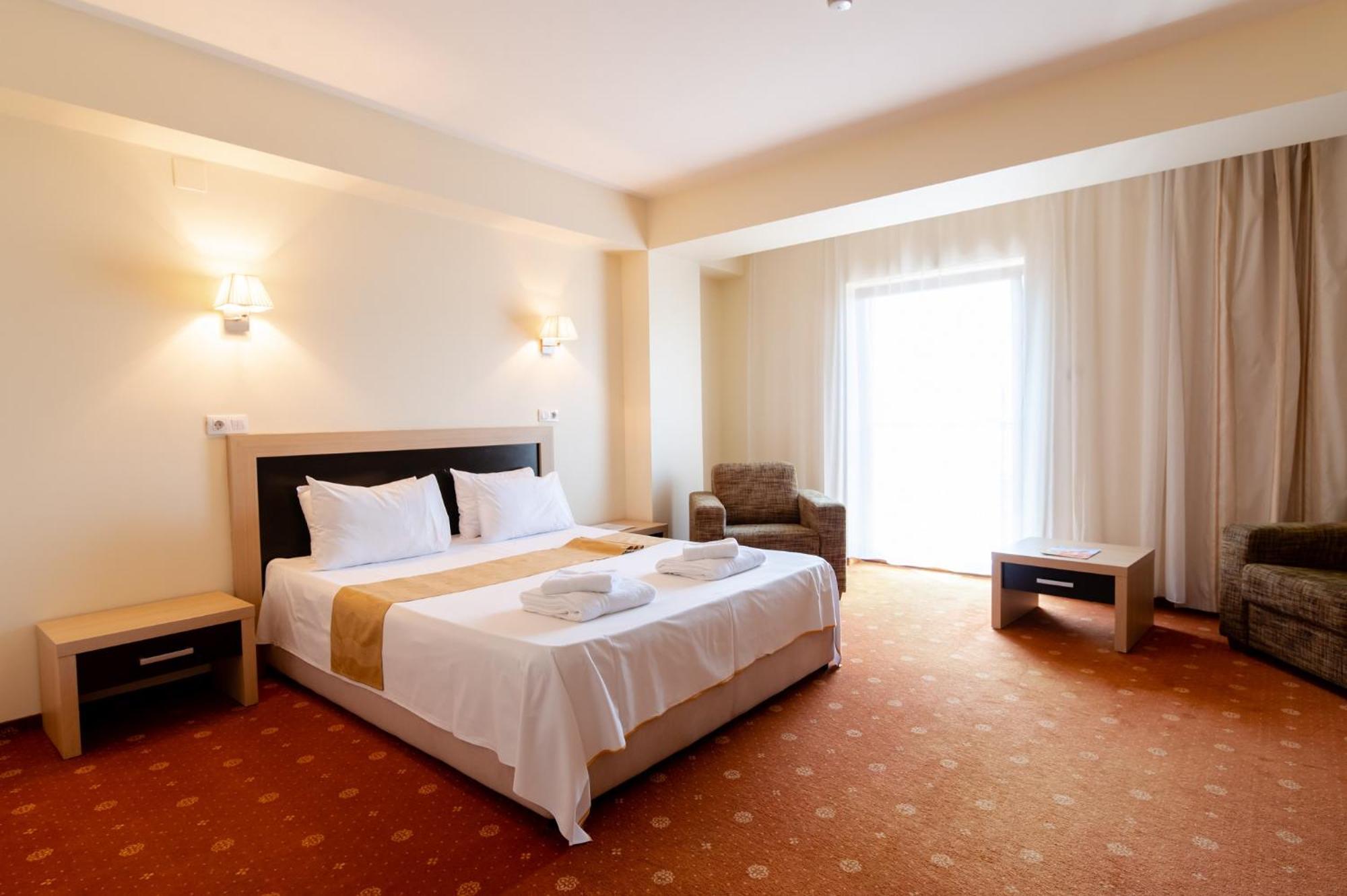 Hotel Oxford By Timhotels Temešvár Exteriér fotografie